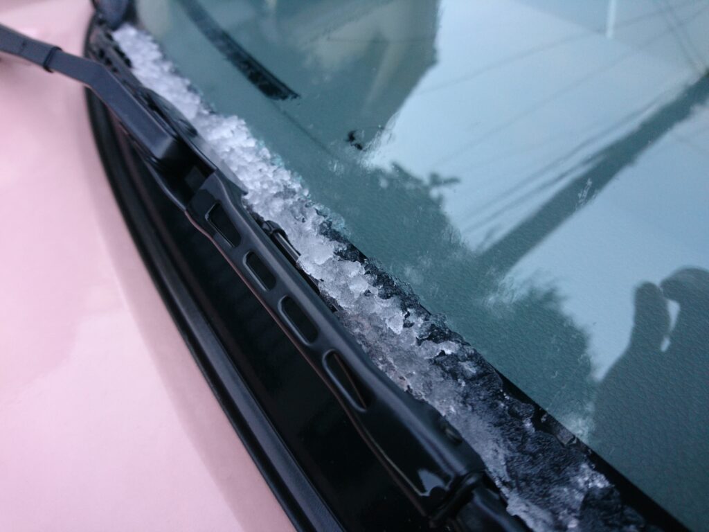 雹害によるボディのヘコミ